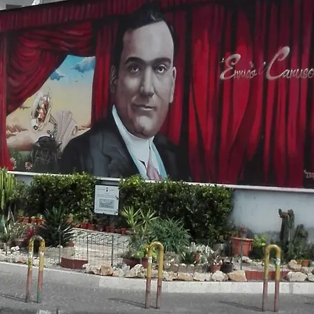 Caruso Napels